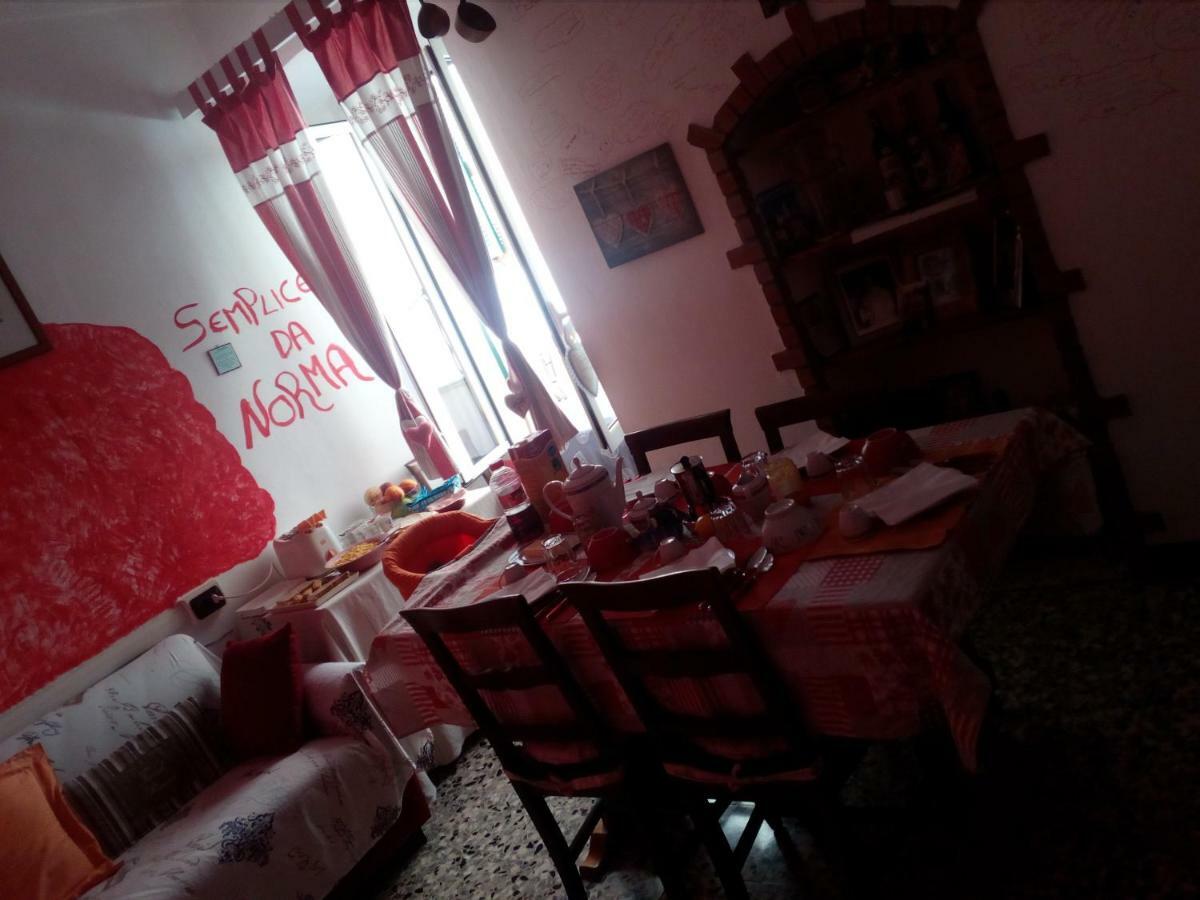 B&B Le Calegare Diano Castello Exterior photo